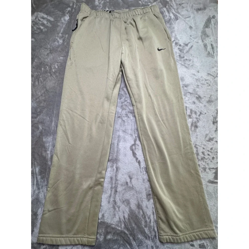 Nike therma fit